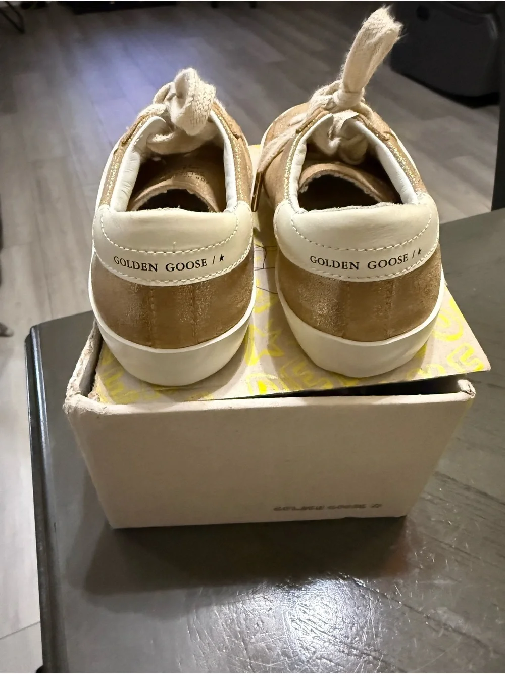 Golden Goose Kids Glitter Lace-Up Sneakers in Gold/Tan